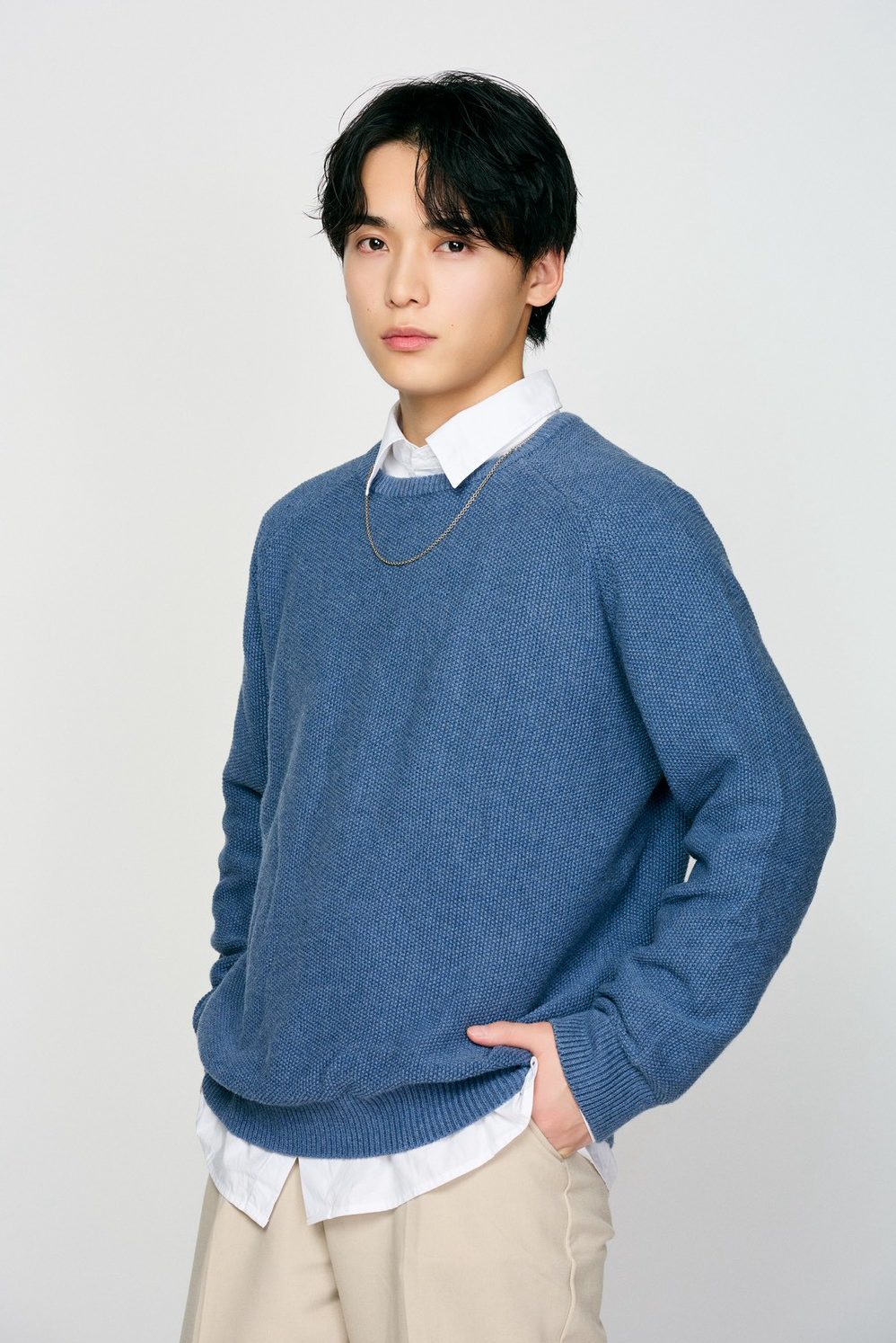 岡澤 邑 アー写2